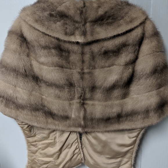 Vintage Fur Wrap - Picture 4 of 4
